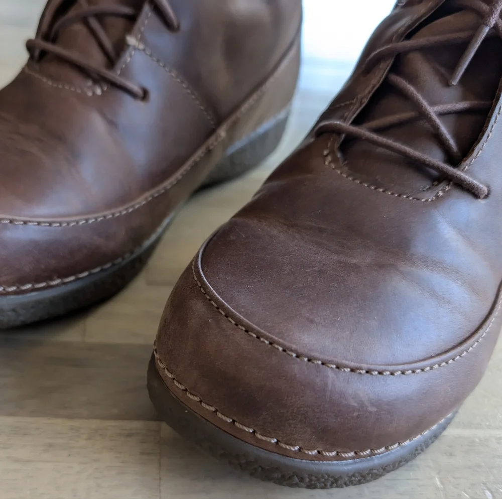 Duluth Trading Company Women's Andina‎ Leather Insulated Boots Size 7